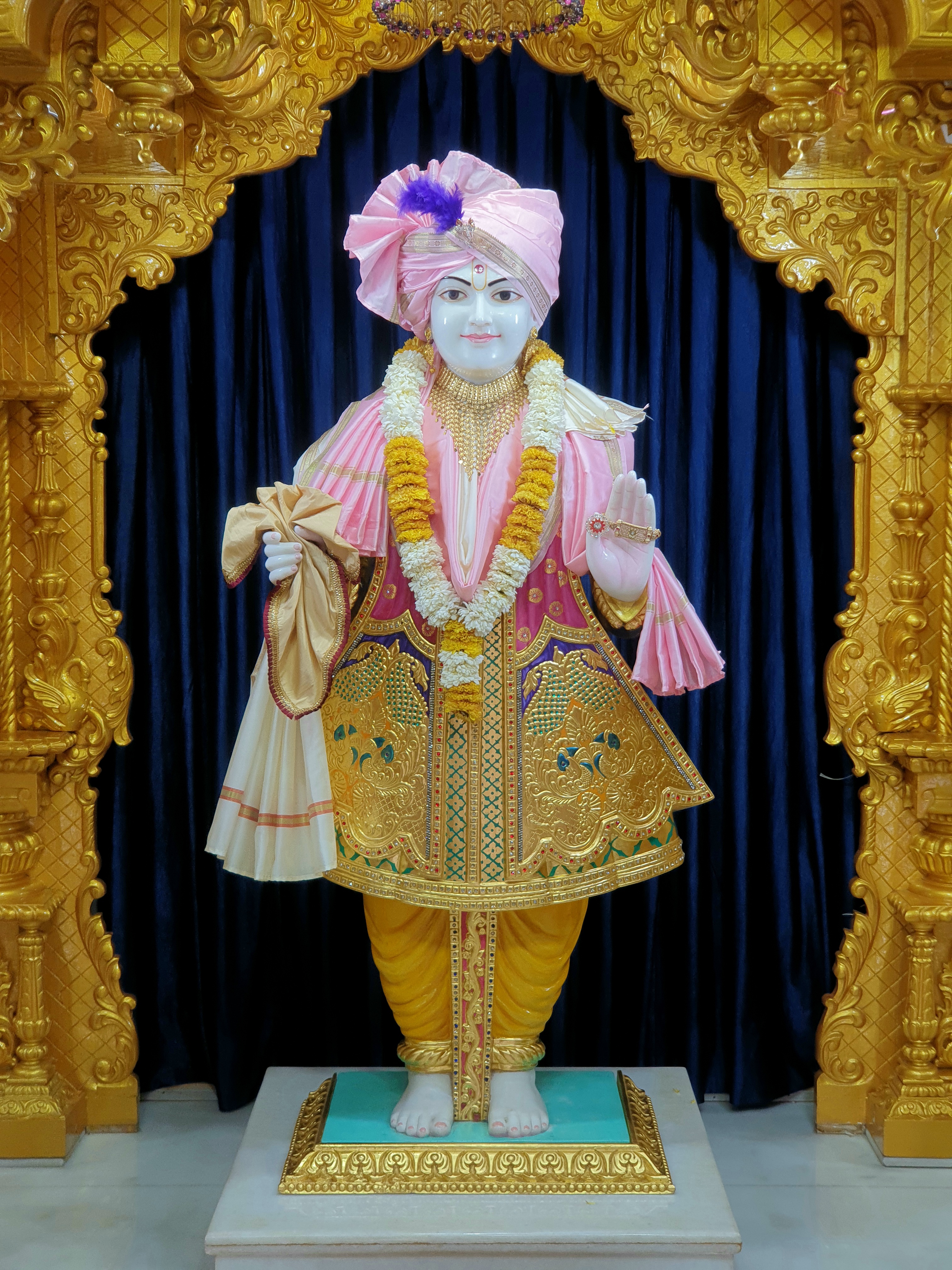SMVS Swaminarayan Mandir - Varachha (Surat)