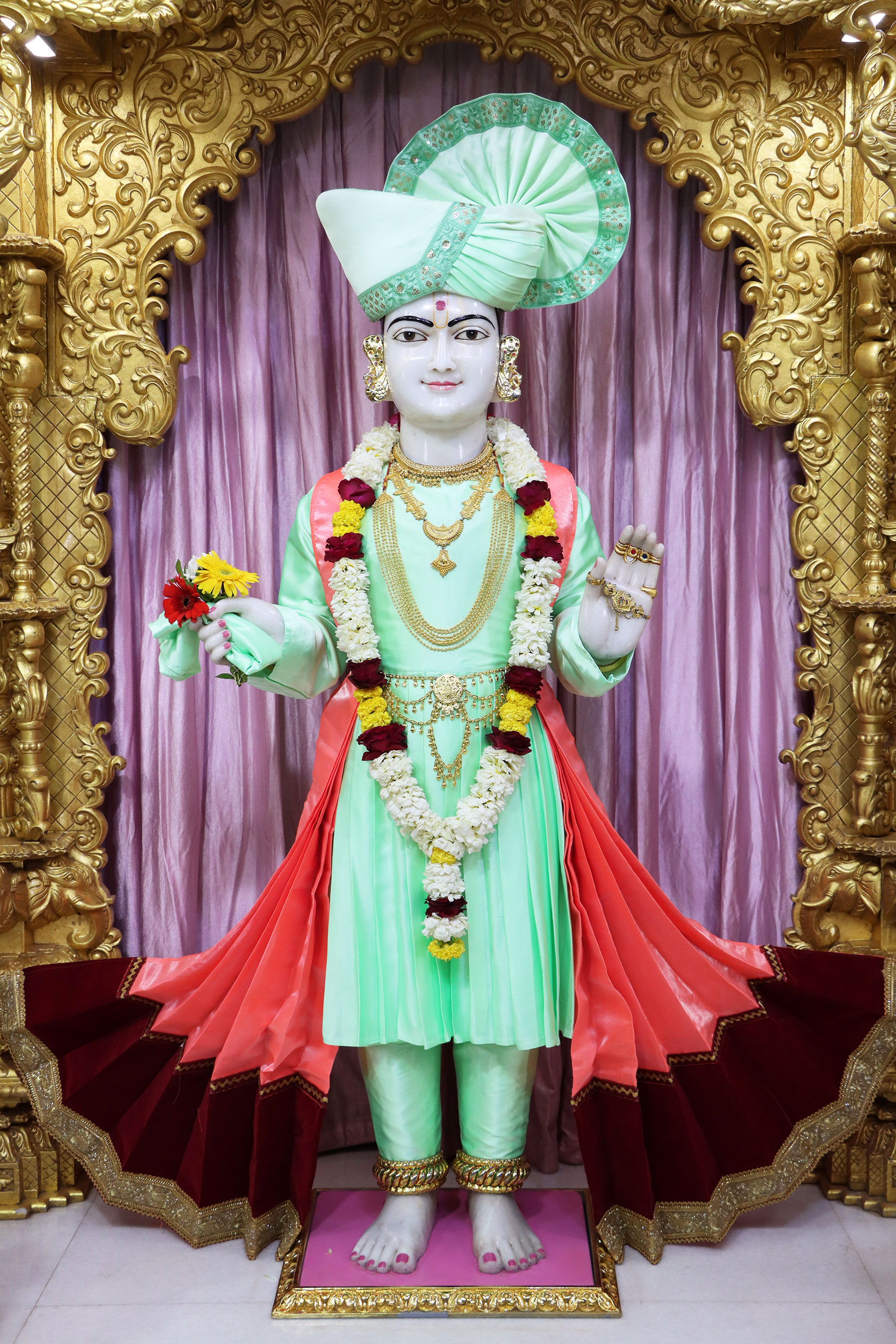 swaminarayan mandir holi