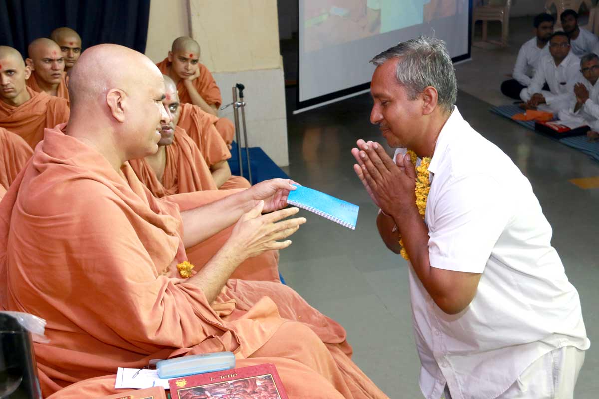Sanchalak Training - Swaminarayan Dham
