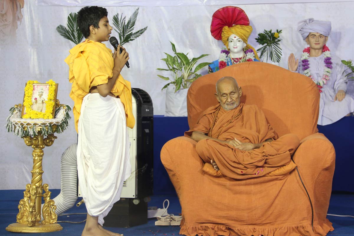 Bal Adhivation - Swaminarayan Dham Gandhinagar