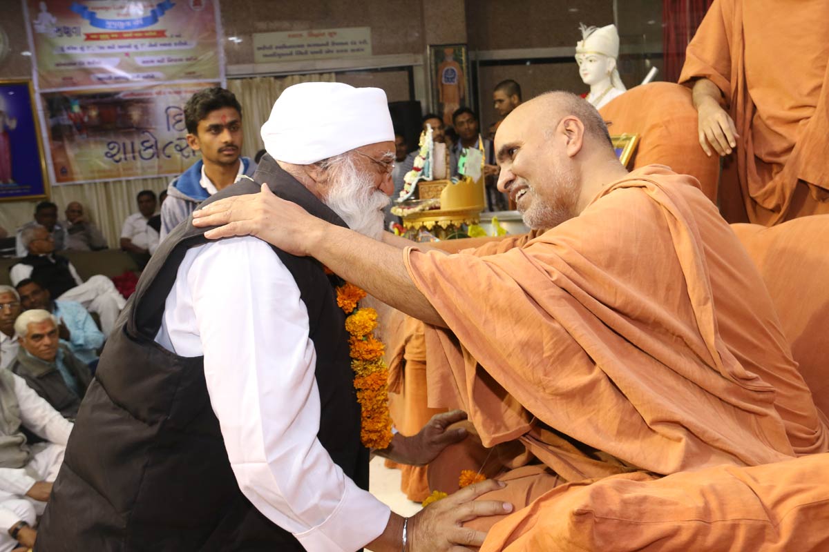 HH Swamishree Shakotsav Sabha At Swaminarayan Dham,Gandhinagar.