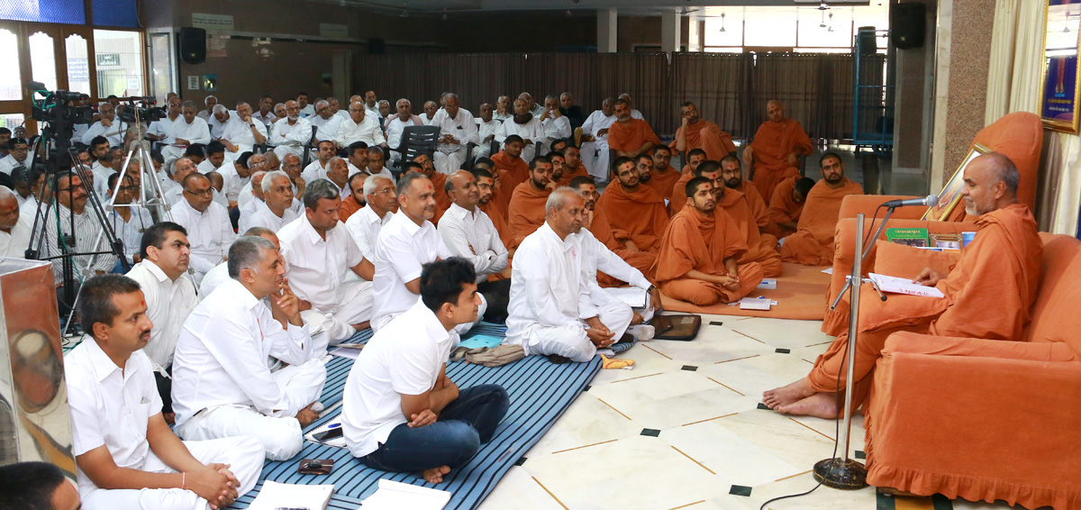 HH Swamishree Sankalp Sabha At Swaminarayan Dham-Gandhinagar.
