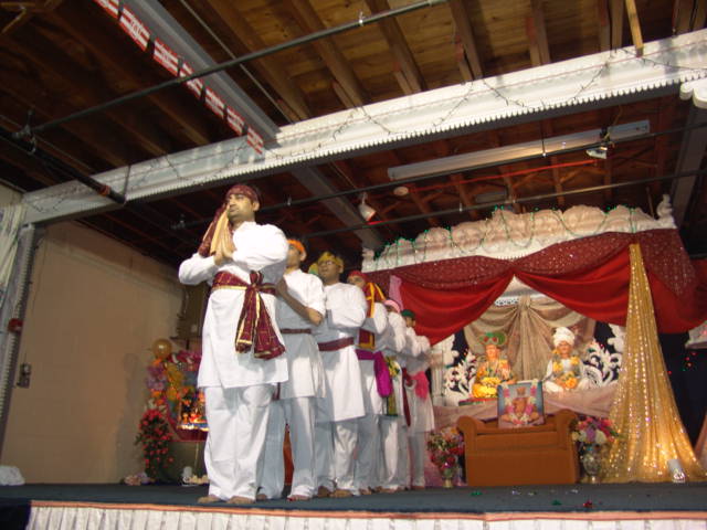 Shri Hari Pragatyotsav by SWO (USA)