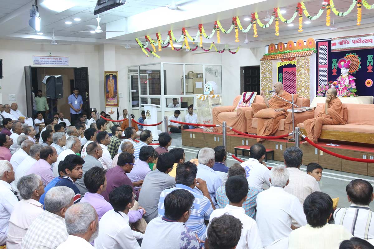 SMVS Swaminarayan Mandir Bhavnagar 1st Patotsav