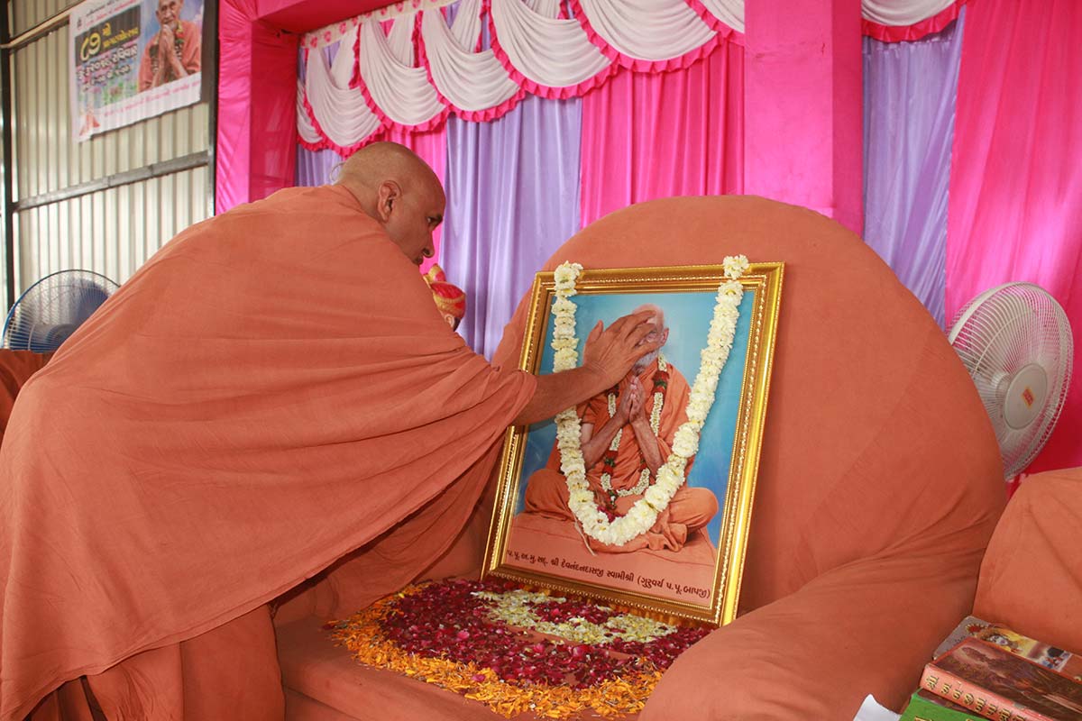 HDH Bapji 87th Pragatyotsav Celebration - Godhar
