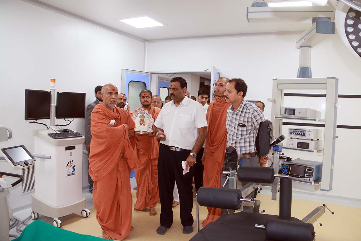 SMVS Swaminarayan Hospital Mahapooja