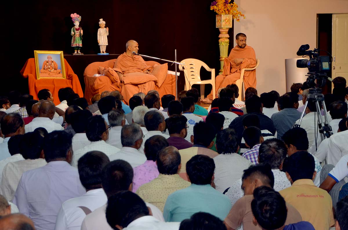 HDH Swamishri Vicharan - June 2019 (16th June to 30th June)
