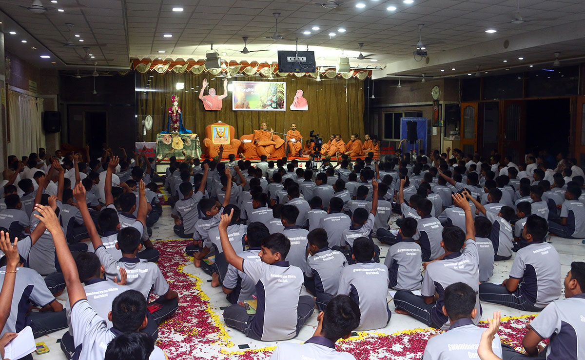 Guru Purnima Celebration 2019 - Swaminarayan Dham Gurukul