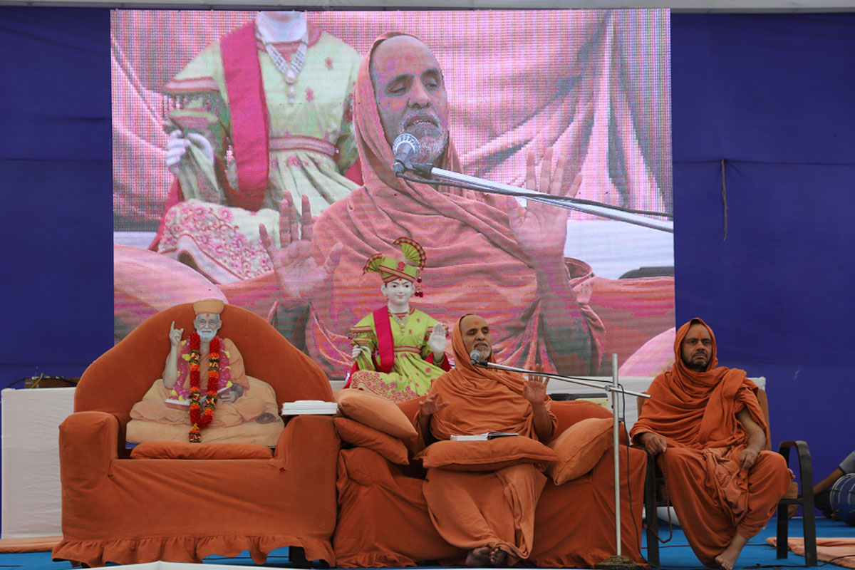 HDH Bapji Mahatmay Sabha Swaminarayan Dham