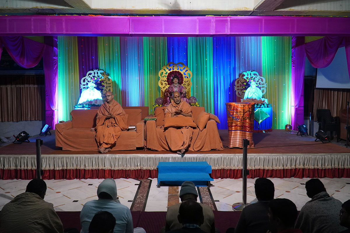 Mehsana - Divya Dhanurmas Swaminarayan Mahamantra Dhun