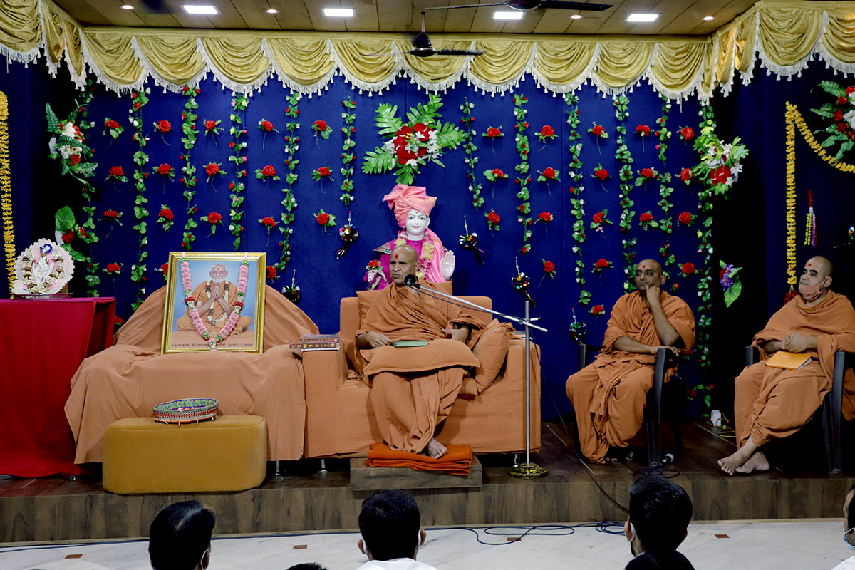 HDH Swamishri Vicharan - Godhar | March, 2021