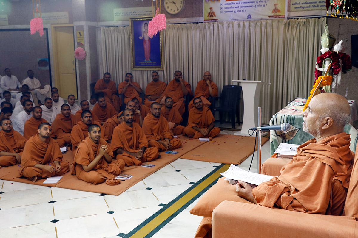 Abji Bapashri Pragatya Utsav at Swaminarayan Dham
