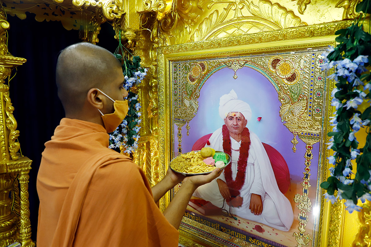 SMVS Swaminarayan Mandir Pratistha Utsav - Godhra