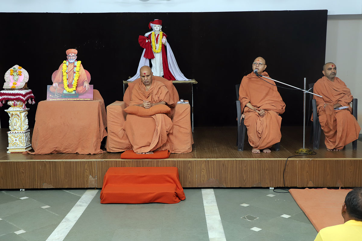 Swaminarayan Dham Staff Sabha