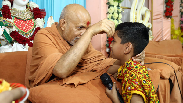 HDH Swamishri Vicharan - 29 Dec to 01 Jan, 2023