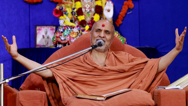 HDH Swamishri Vicharan - 01 to 05 May, 2023