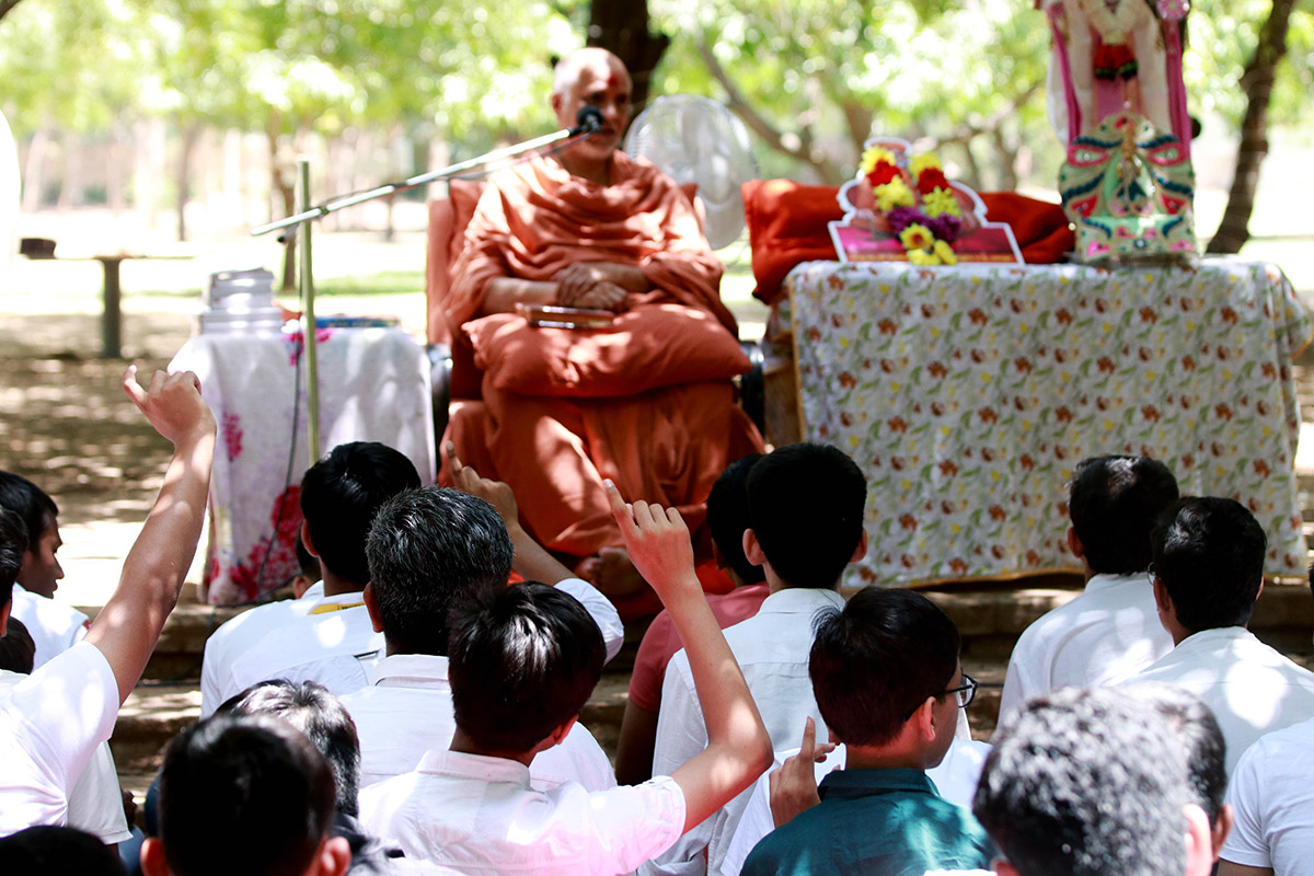 Vacation Kishor Shibir at Swaminarayan Dham