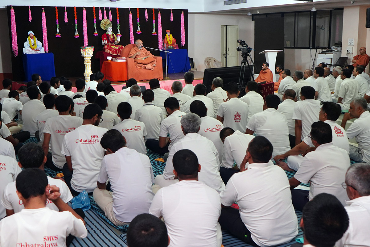 Pre-Mumukshu Sabha at Swaminarayan Dham
