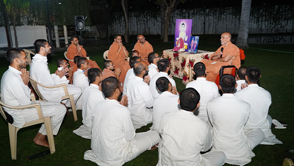 HDH Swamishri Vicharan - 21 to 25 Feb, 2024