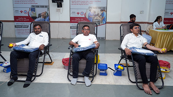 Blood Donation Camp | Swaminarayan Dham, Gandhinagar, India