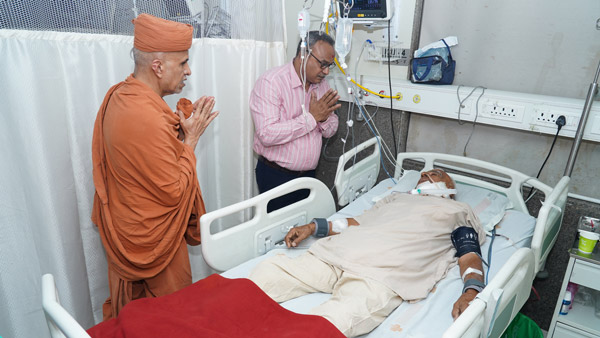 Vicharan | SMVS Swaminarayan Hospital Visit | Gandhinagar, India