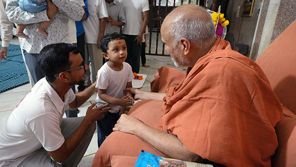 Vicharan | Swaminarayan Dham, Gandhinagar, India
