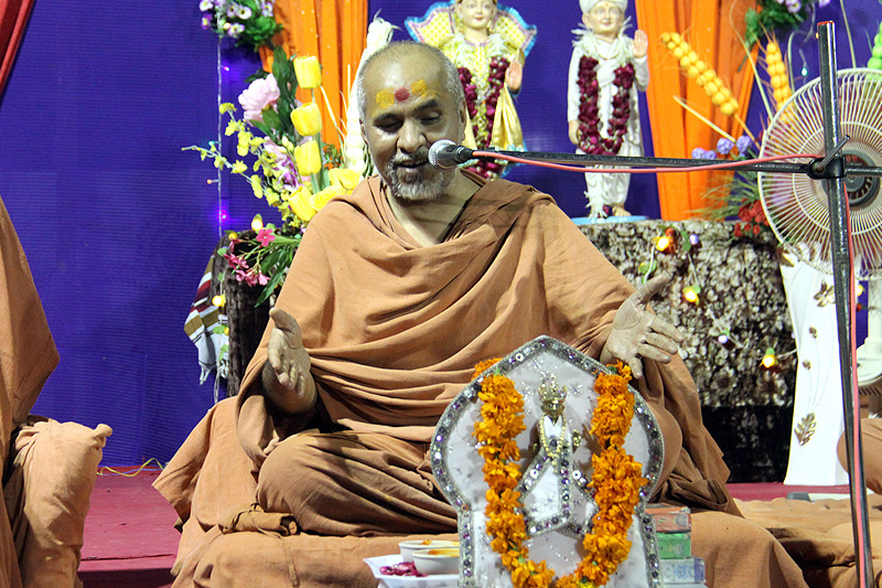 Shravan Mas Katha Vicharan - HDH Swamishri