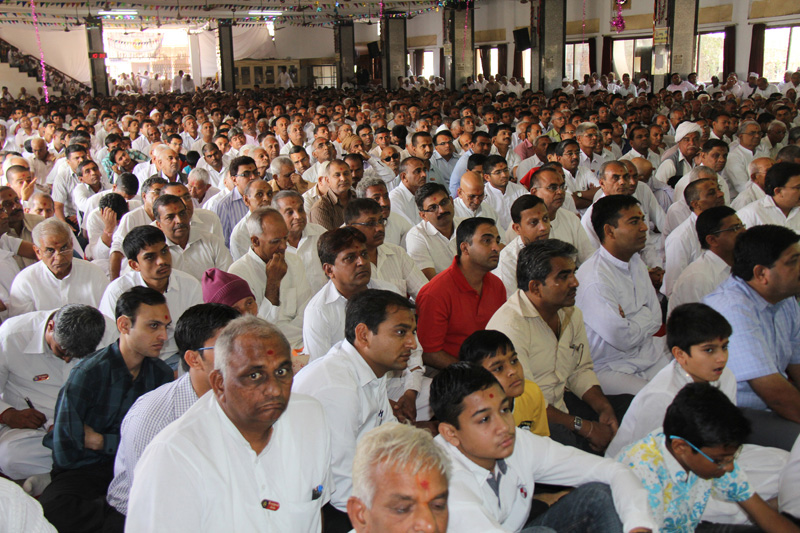 SMVS Swaminarayan Mandir Vasna - Poonam Samaiyo & Fuldolotsav
