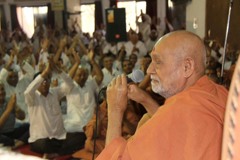 SMVS Swaminarayan Mandir Vasna - Poonam Samaiyo & Fuldolotsav
