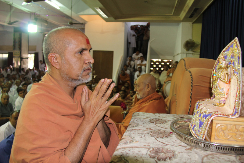 SMVS Swaminarayan Mandir Vasna - Poonam Samaiyo & Fuldolotsav