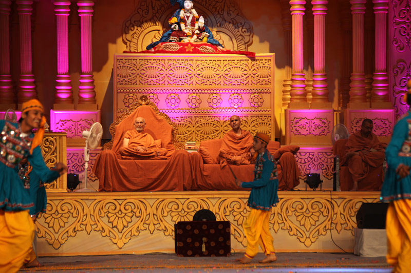 Sarvopari Swaminarayan Bhagwan Din