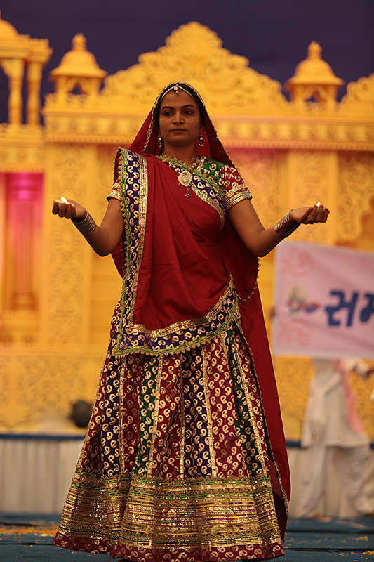 Yuvati Mahila Din