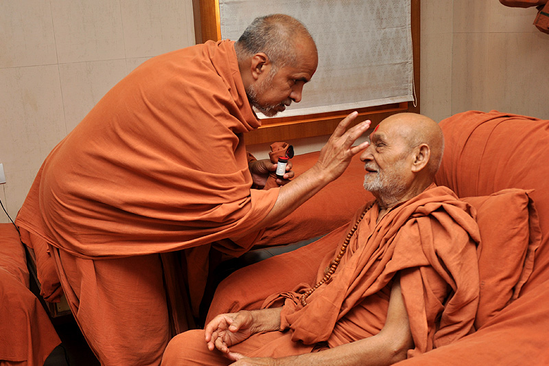 SMVS Swaminarayan Mandir Vasna - Poonam Samaiyo & HDH Bapji Pragatyotsav
