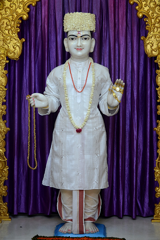 SMVS Swaminarayan Mandir Vasna - Poonam Samaiyo & HDH Bapji Pragatyotsav