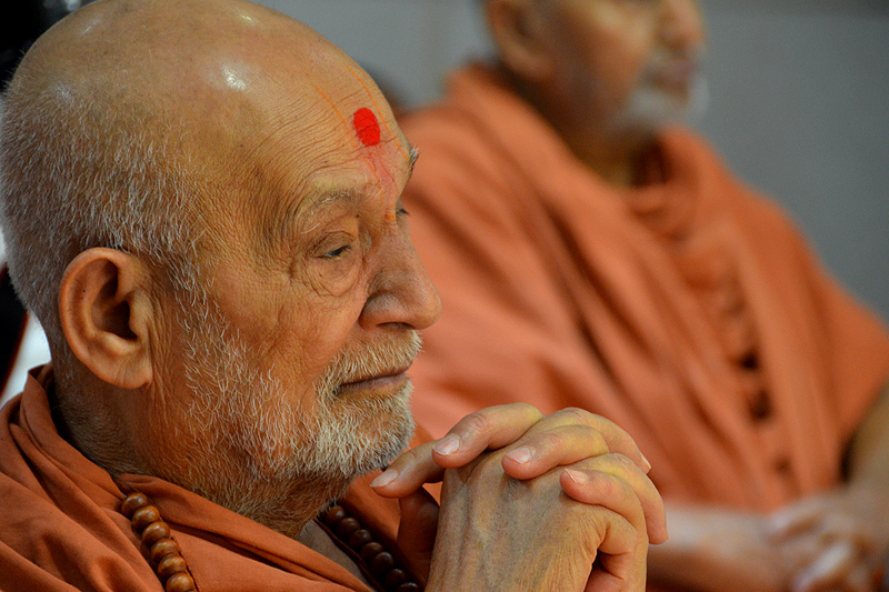 SMVS Swaminarayan Mandir Vasna - Poonam Samaiyo & HDH Bapji Pragatyotsav