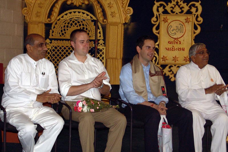 Mayor visits - SMVS Swaminarayan Mandir JC, NJ