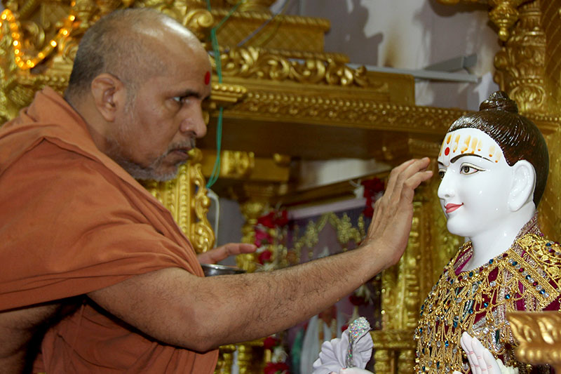SMVS Swaminarayan Mandir Rajkot - Guru Purnima Celebrations
