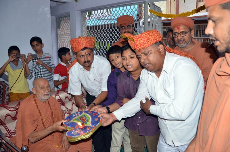 SMVS Swaminarayan Mandir Santrampur Patotsav