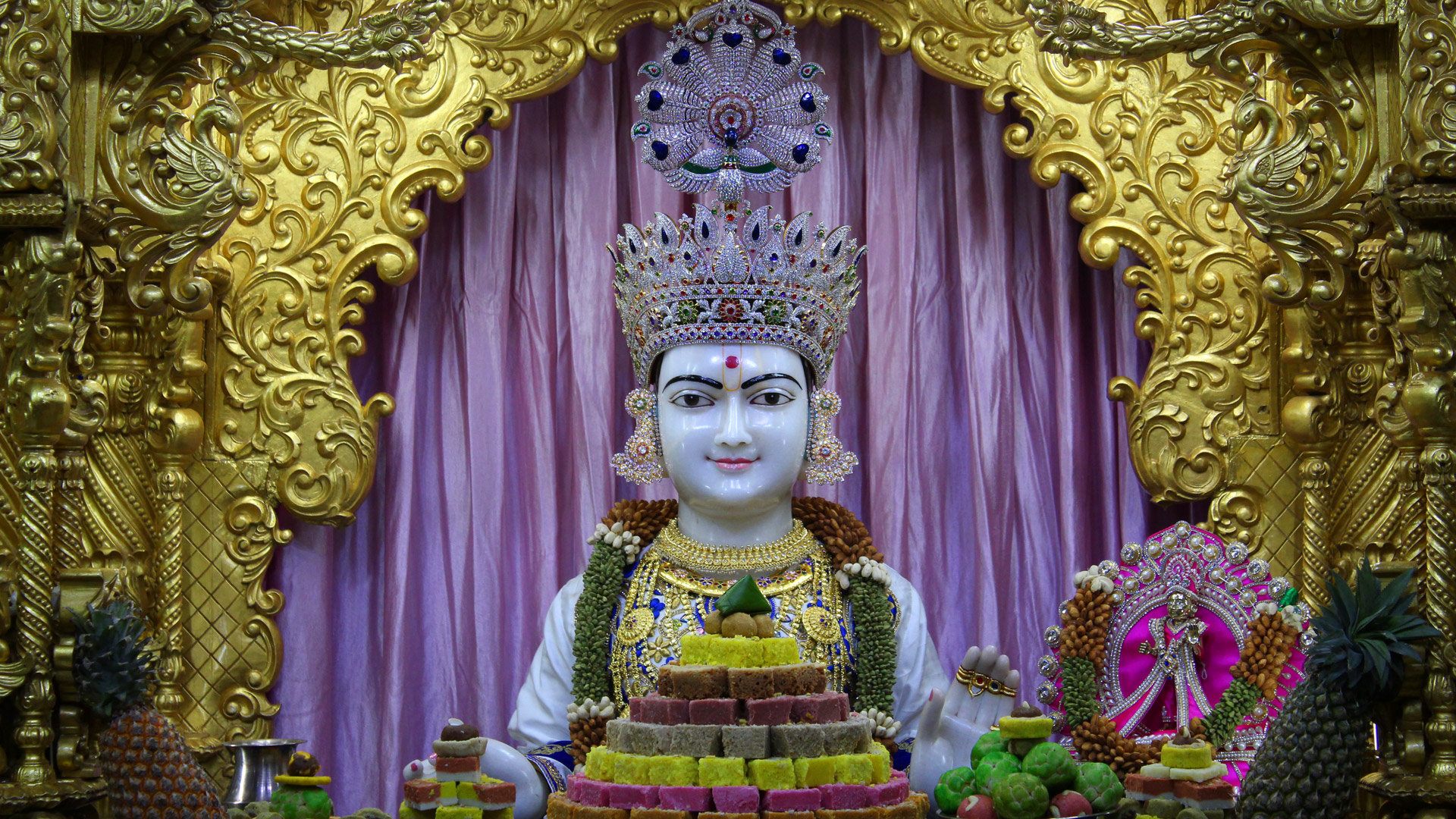 Annakut Darshan - India